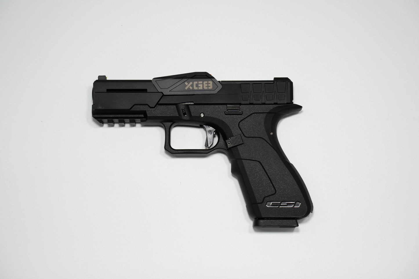 XG8