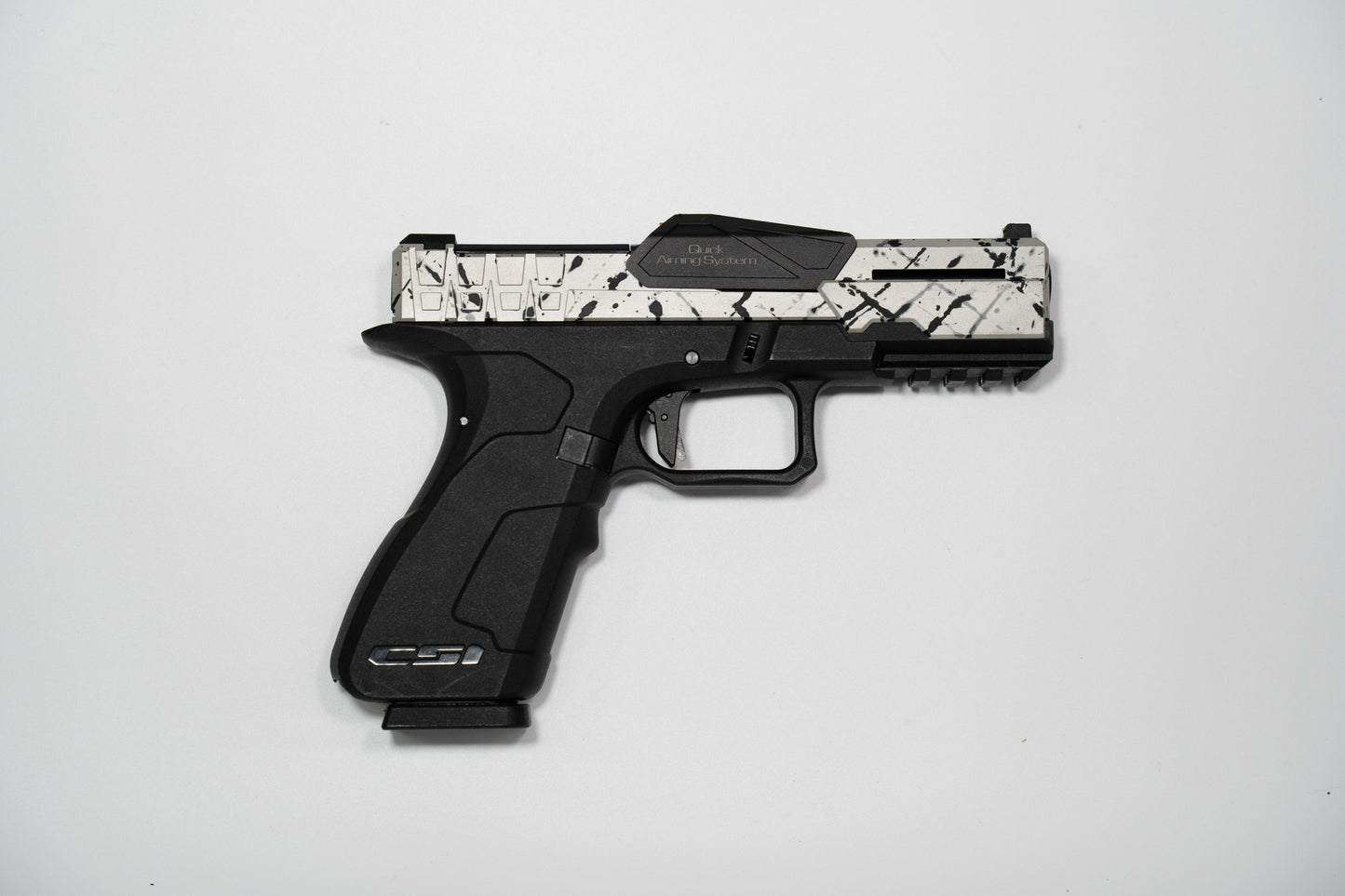 XG8